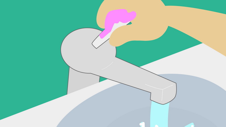 髒髒的手打開水龍頭